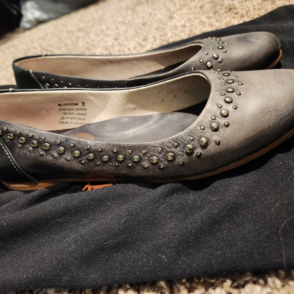 Freebird Blossom Flats - Picture 2 of 5